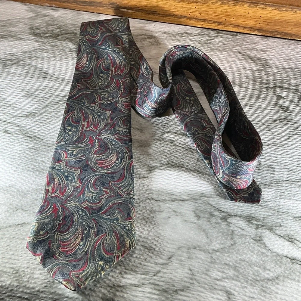 Stafford Paisley Necktie Classic Pattern Business Career Made in USA‎